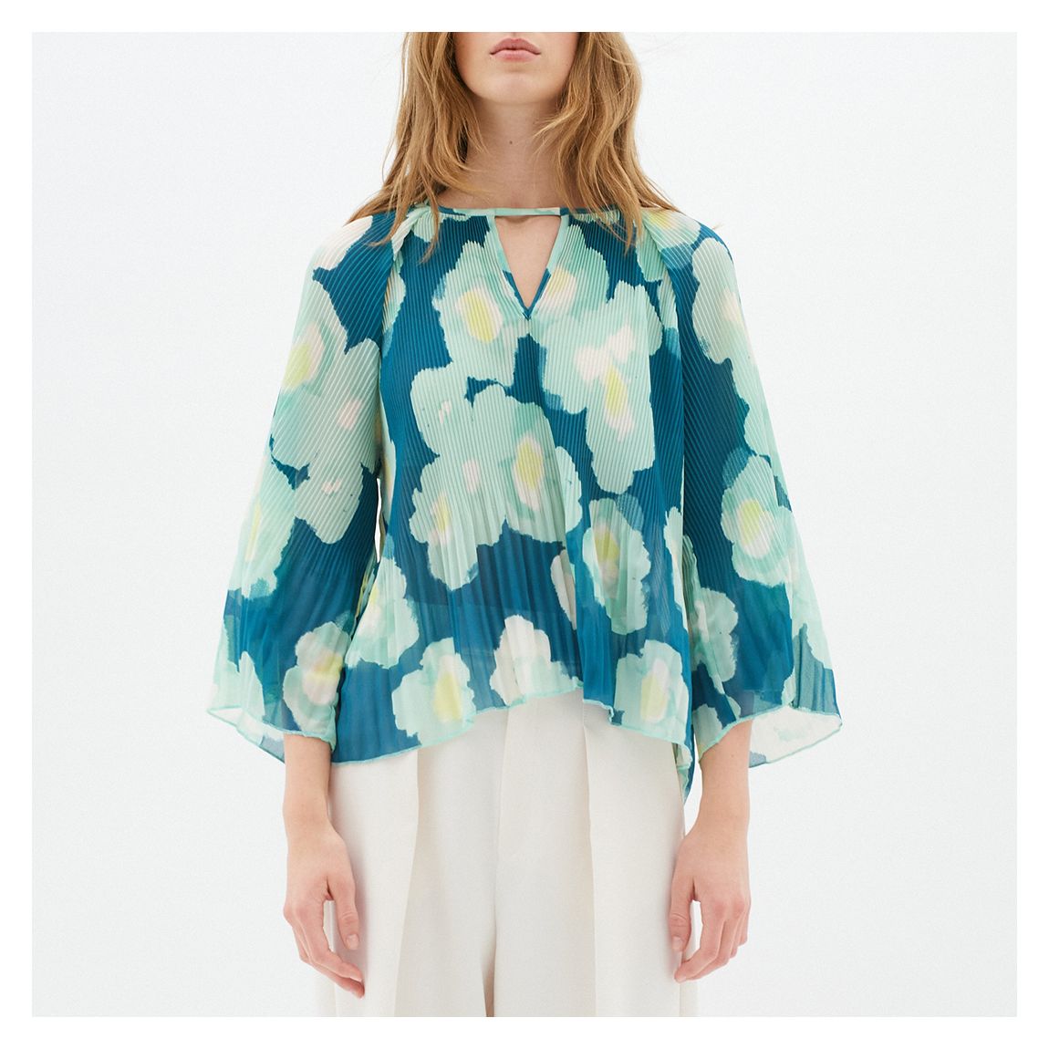 Green HendraI Blouse main product photo