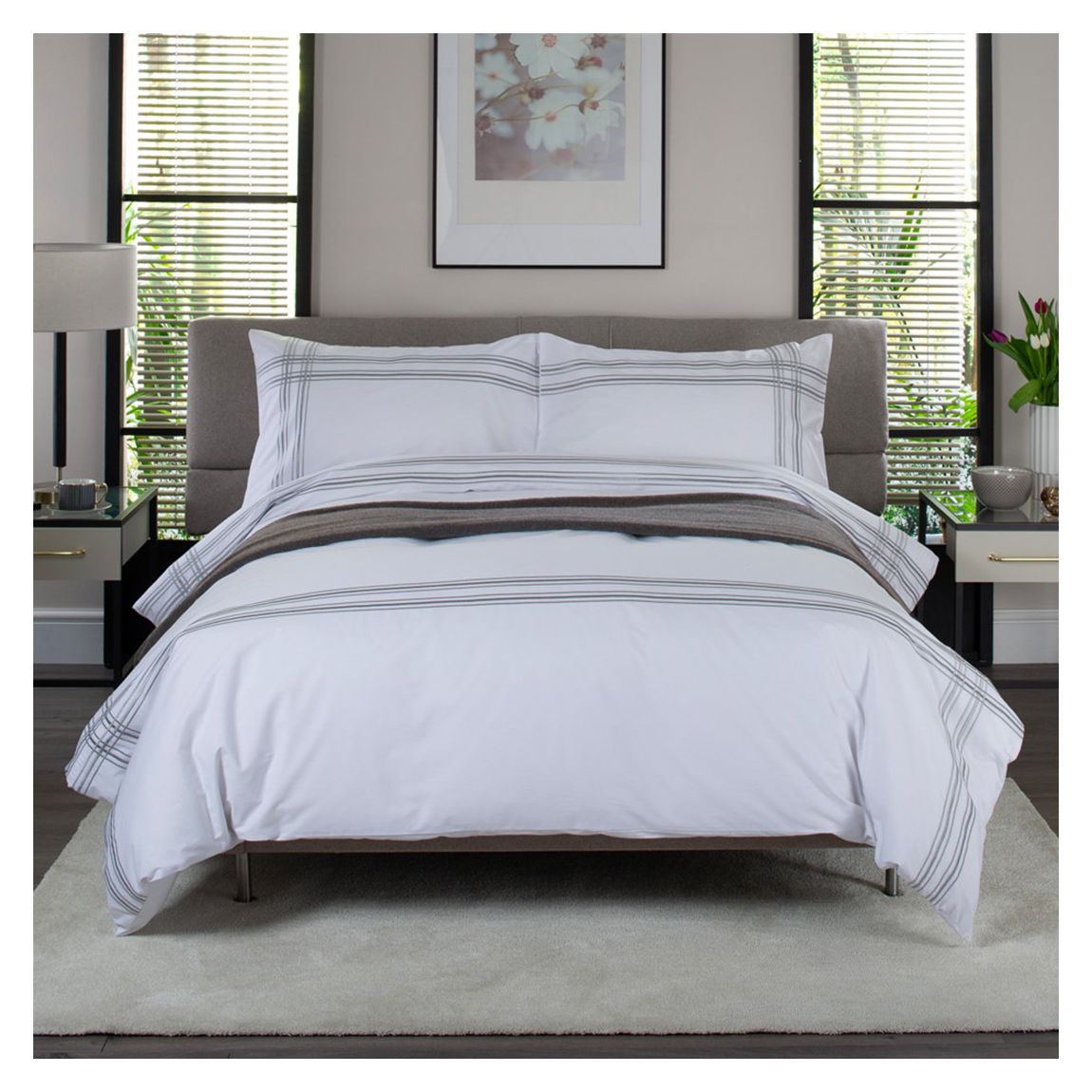 Lines Superking Duvet Set main product photo