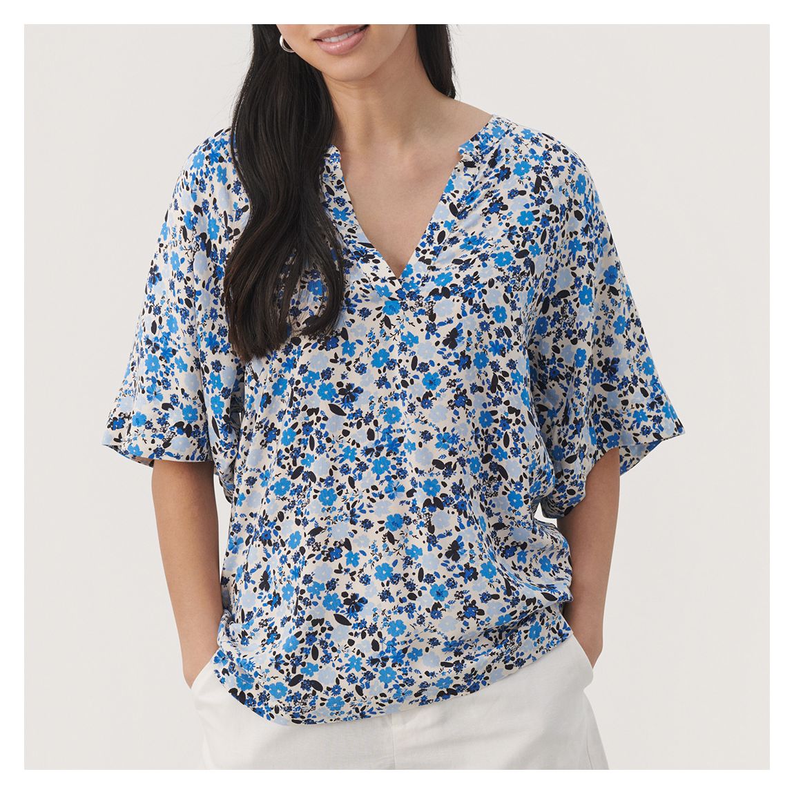 Blue Floral Petinan Blouse main product photo