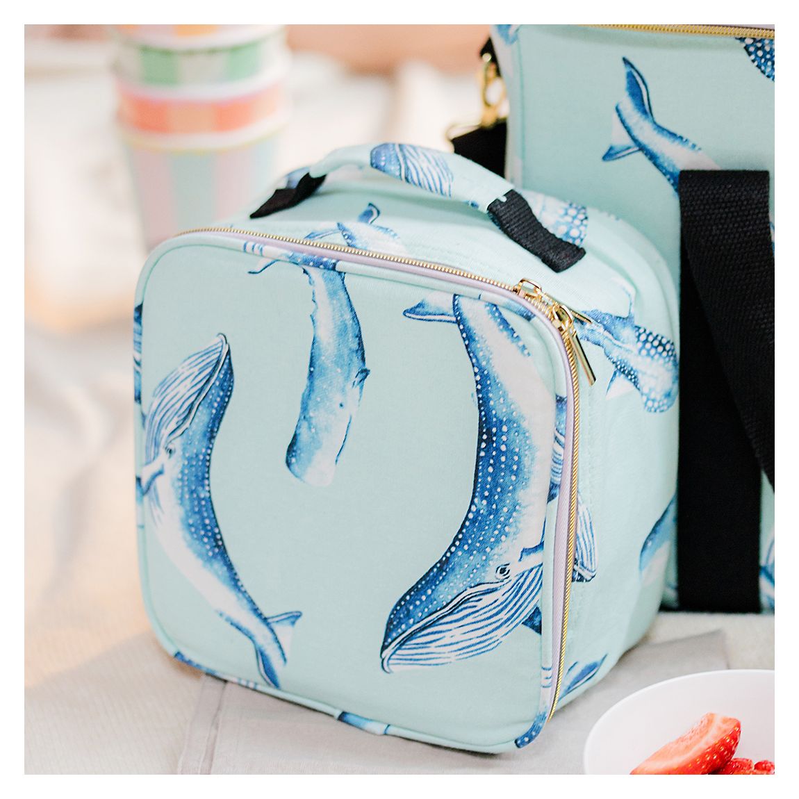 Whale Lunch Bag main product photo