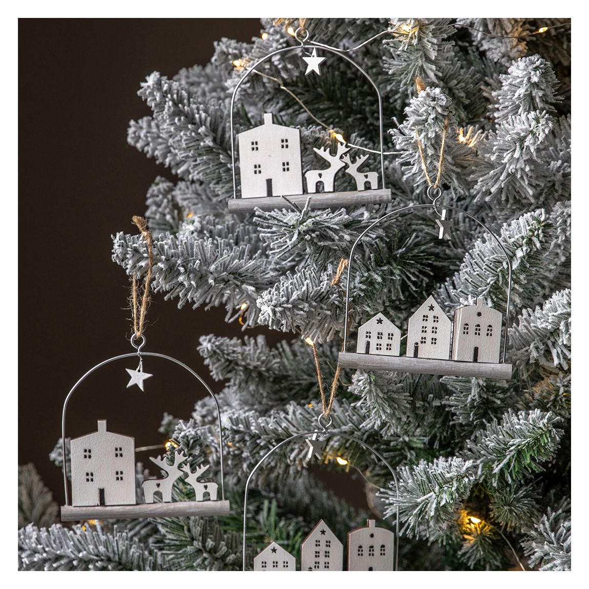 Hanging Winter Scene Decoration main product photo