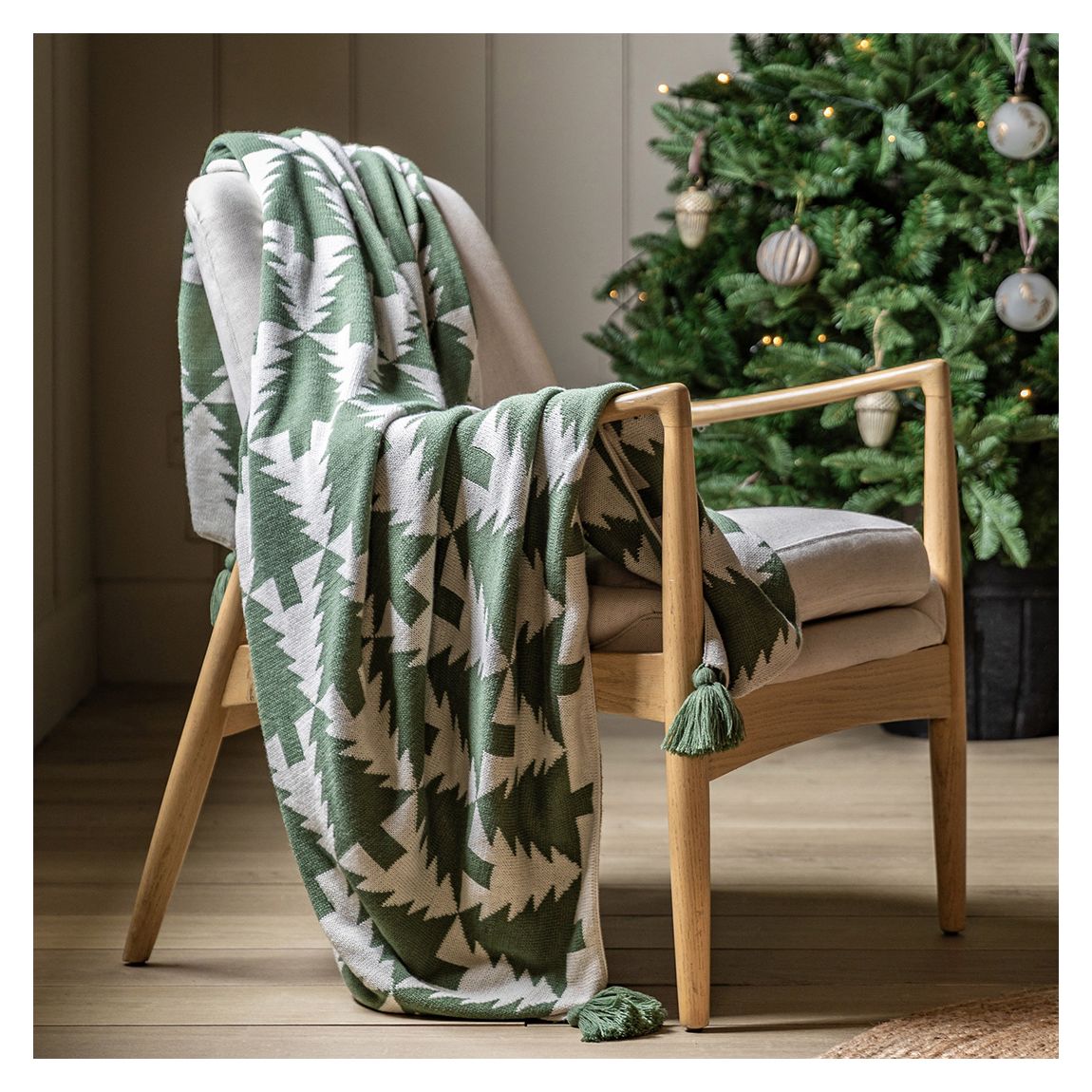 Natures Forest Knitted Tree Throw 1300x1700mm main product photo