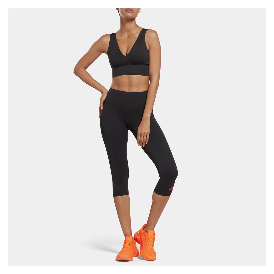 Black VB x Rbk 3/4 Leggings main product photo