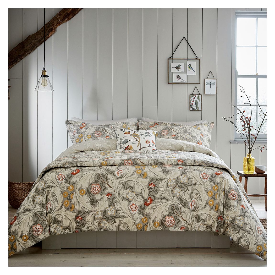 Leicester Bedspread, Grey main product photo