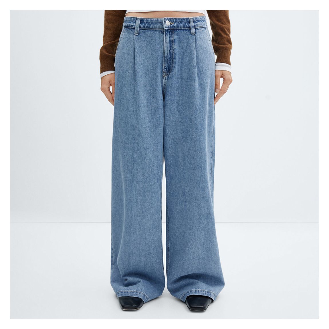 Blue Wide-Leg Pleated Jeans main product photo