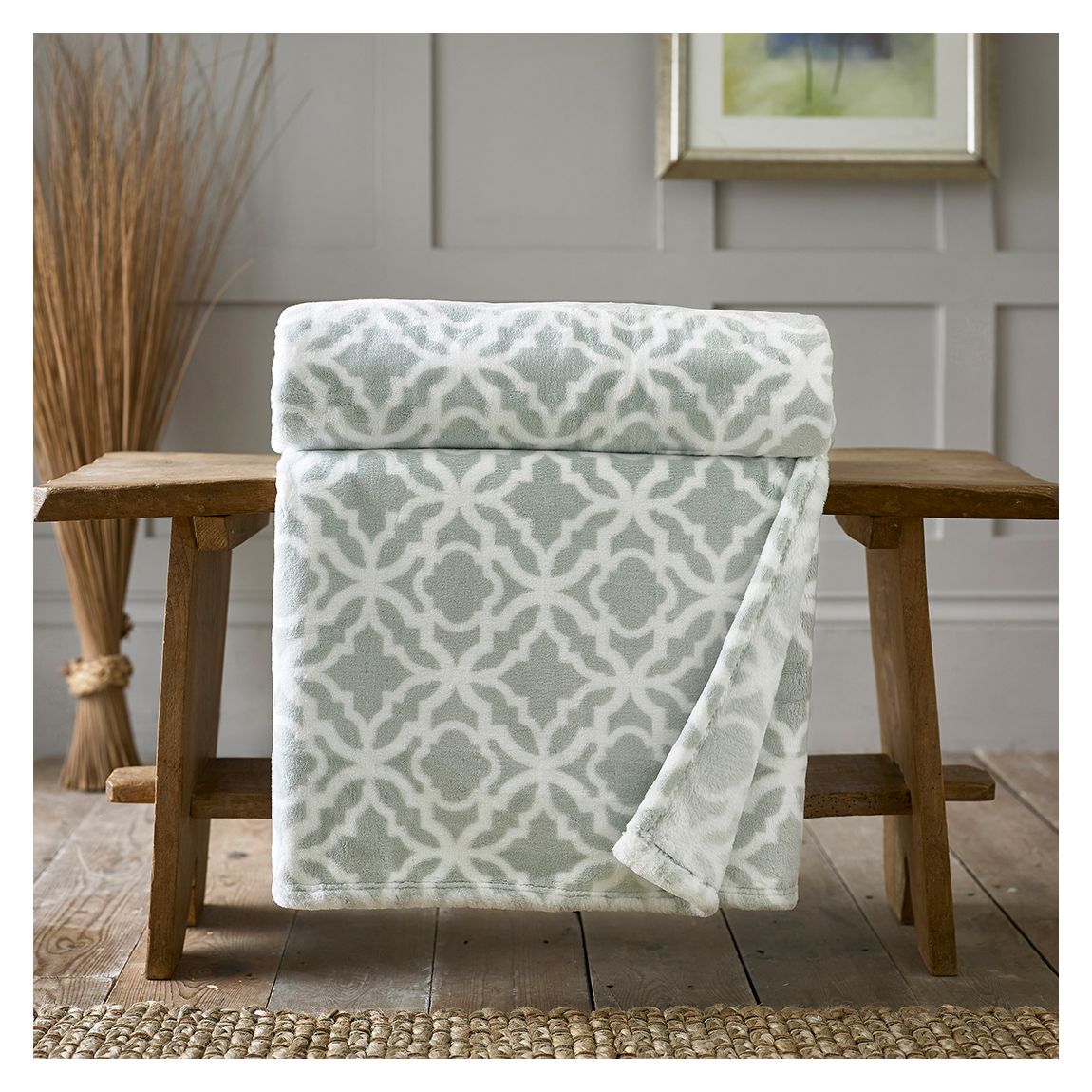 Dovedale Throw 150x180cm, Grey/White main product photo