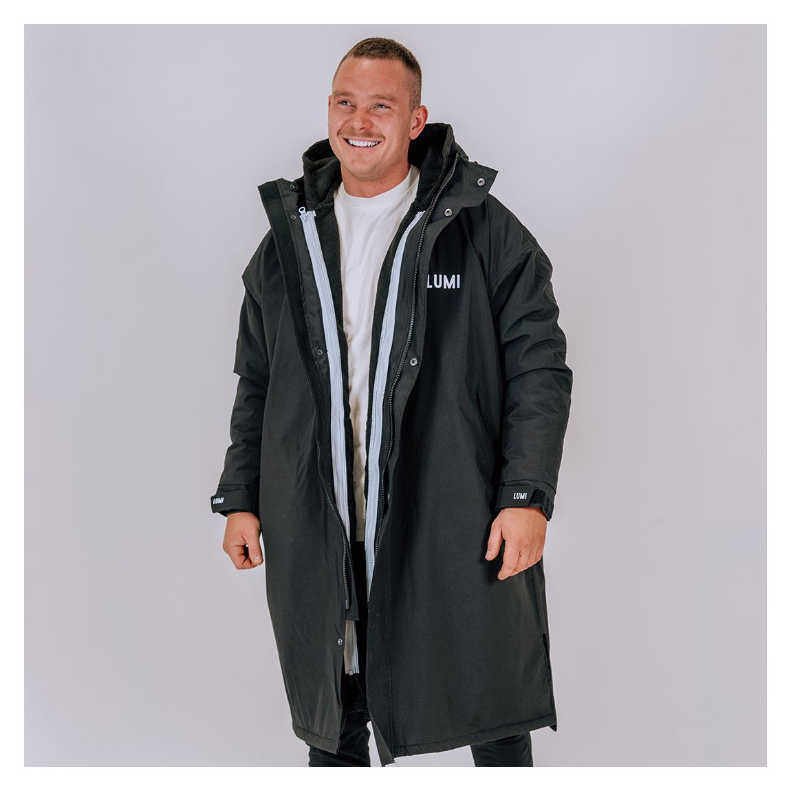 Lumi Pro Duo Medium Changing Robe, Black main product photo
