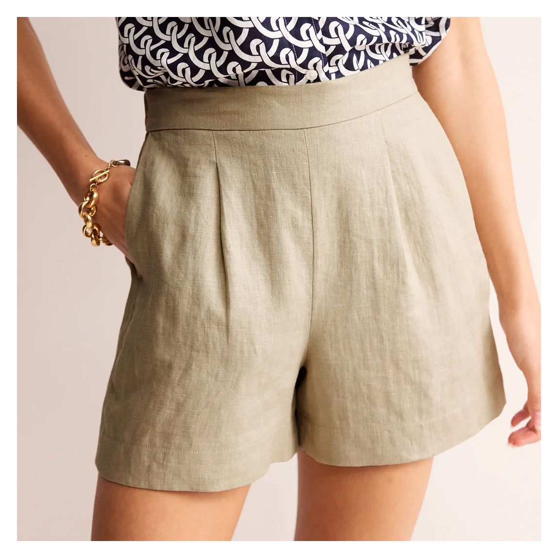 Beige Hampstead Linen Shorts main product photo