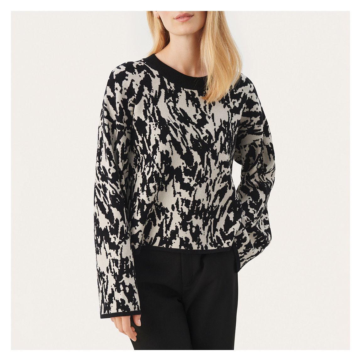 Black Print Centa Jumper main product photo