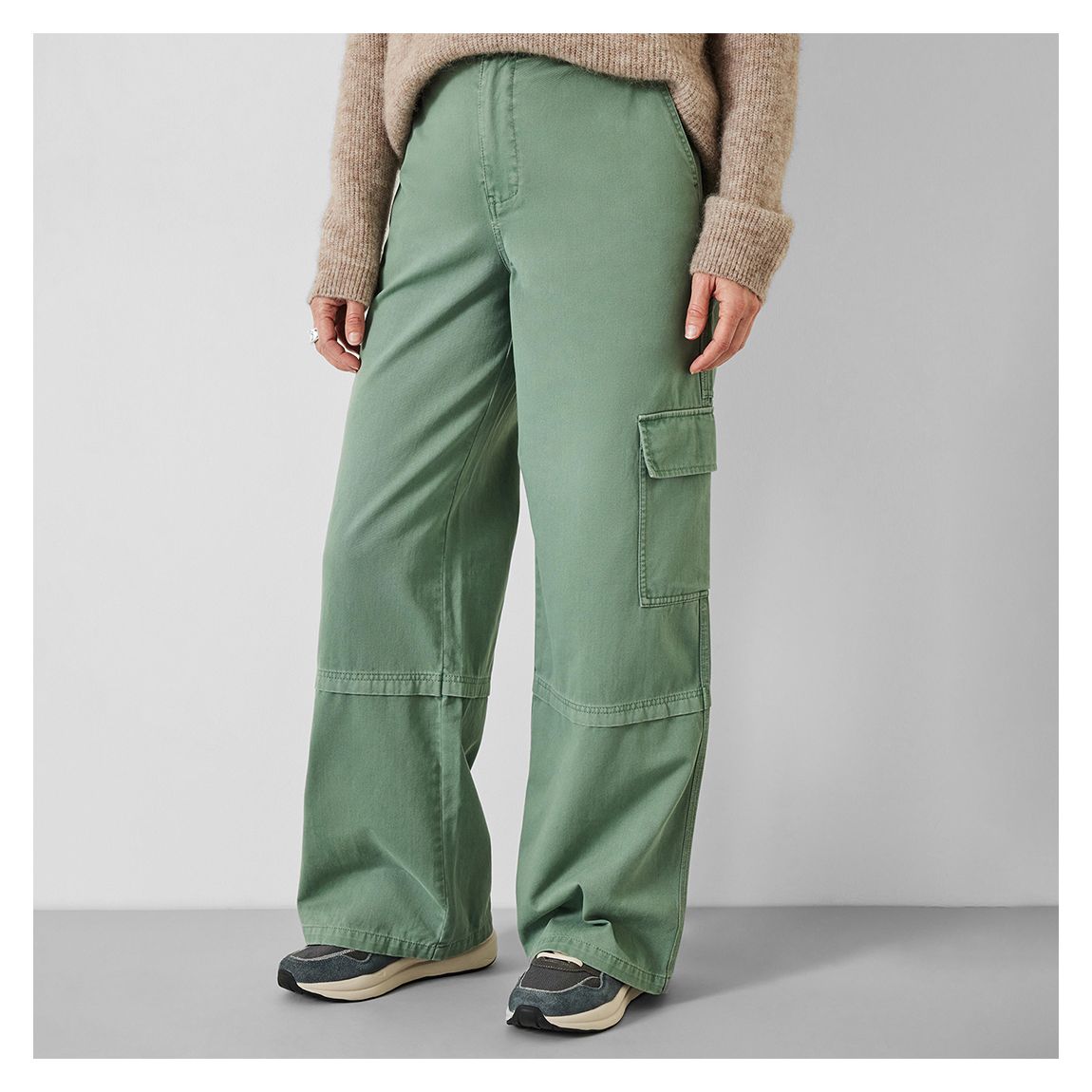 Green Tulsy Cotton Cargo Trousers main product photo