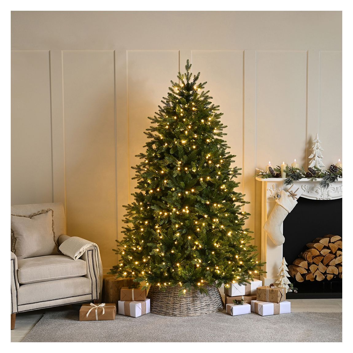 6ft Pre-Lit Mckinley Pine Tree main product photo