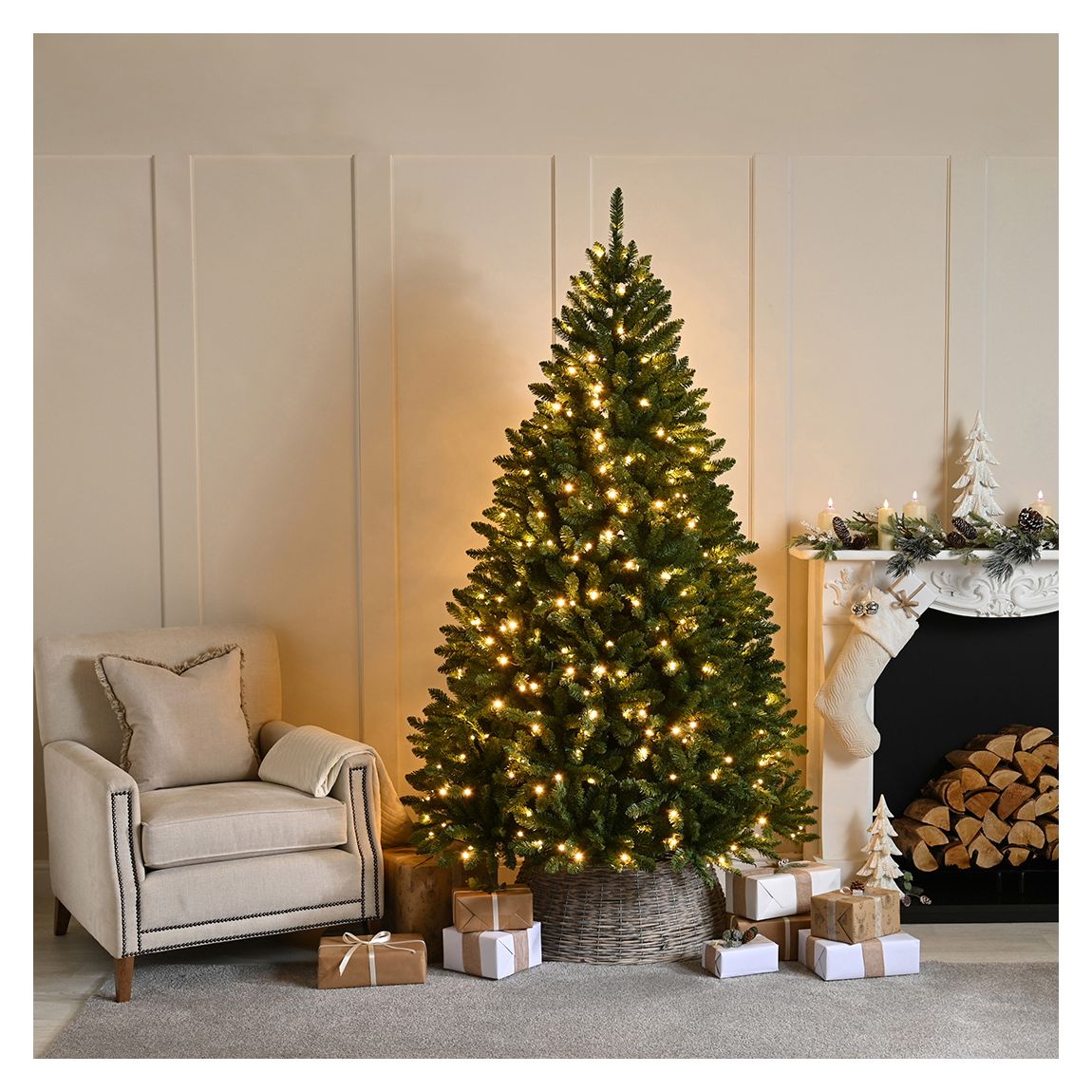 7ft Pre-Lit Bearwood Lake Pine Christmas Tree main product photo
