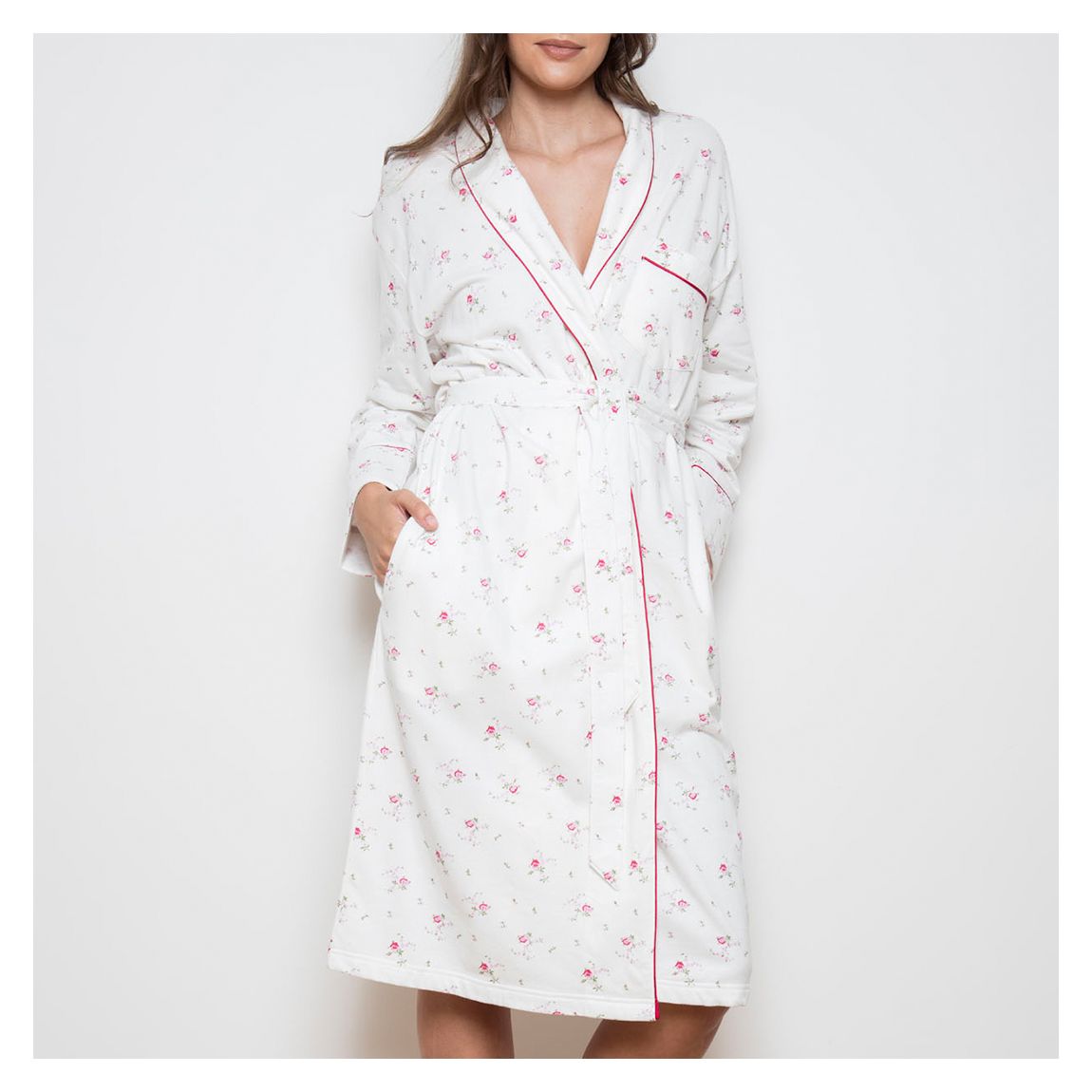 Ivory Raspberry Dittsy Bouquet Flora Classic Shawl Robe main product photo