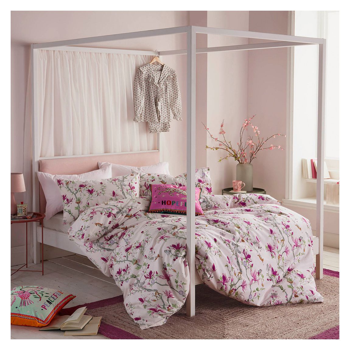 Story Tree Double Bedset, Pink main product photo