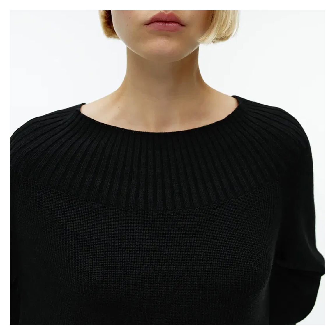 Black Flowy Dress main product photo