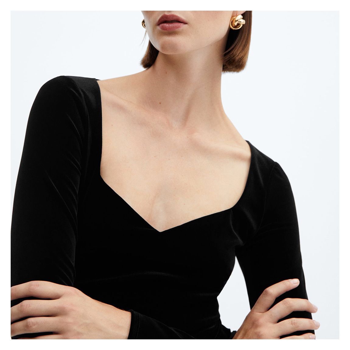 Black Sweetheart Neck Velvet Top main product photo