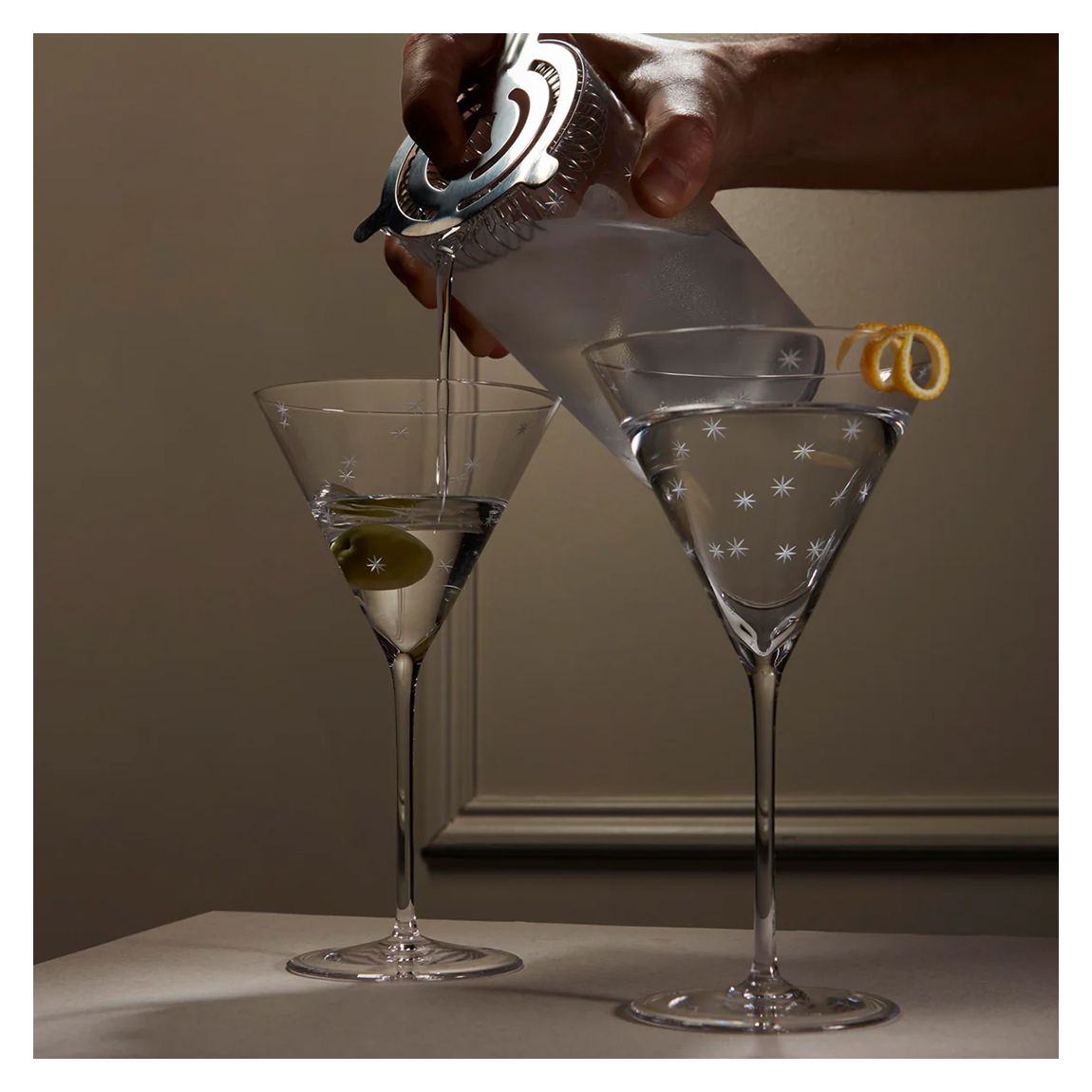 Set of 2 Cocktail Collection Star Cut Martini main product photo