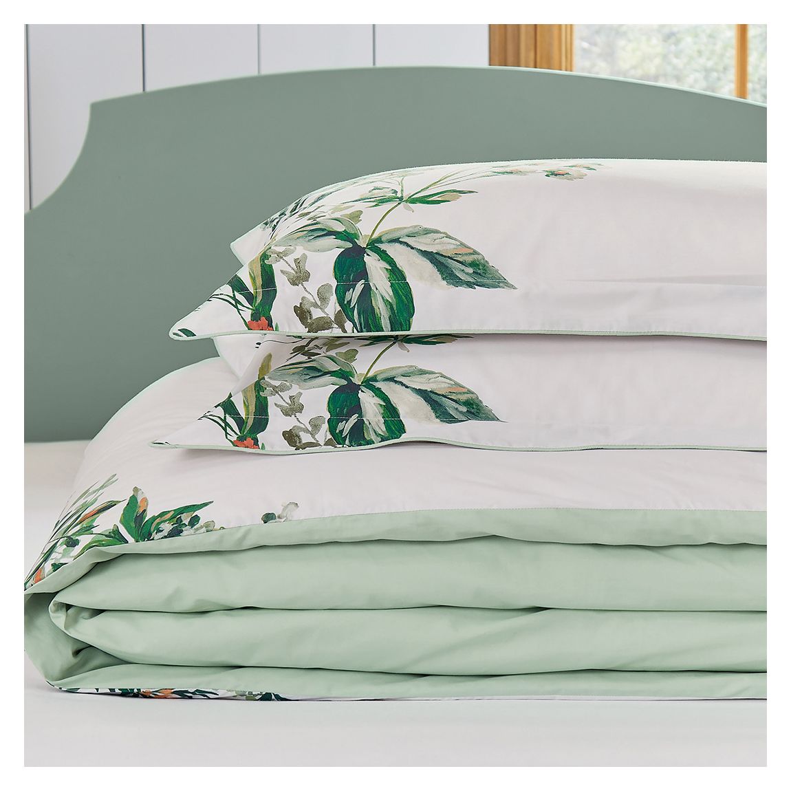 Lakeside Floral Super King Cover Set, Green main product photo