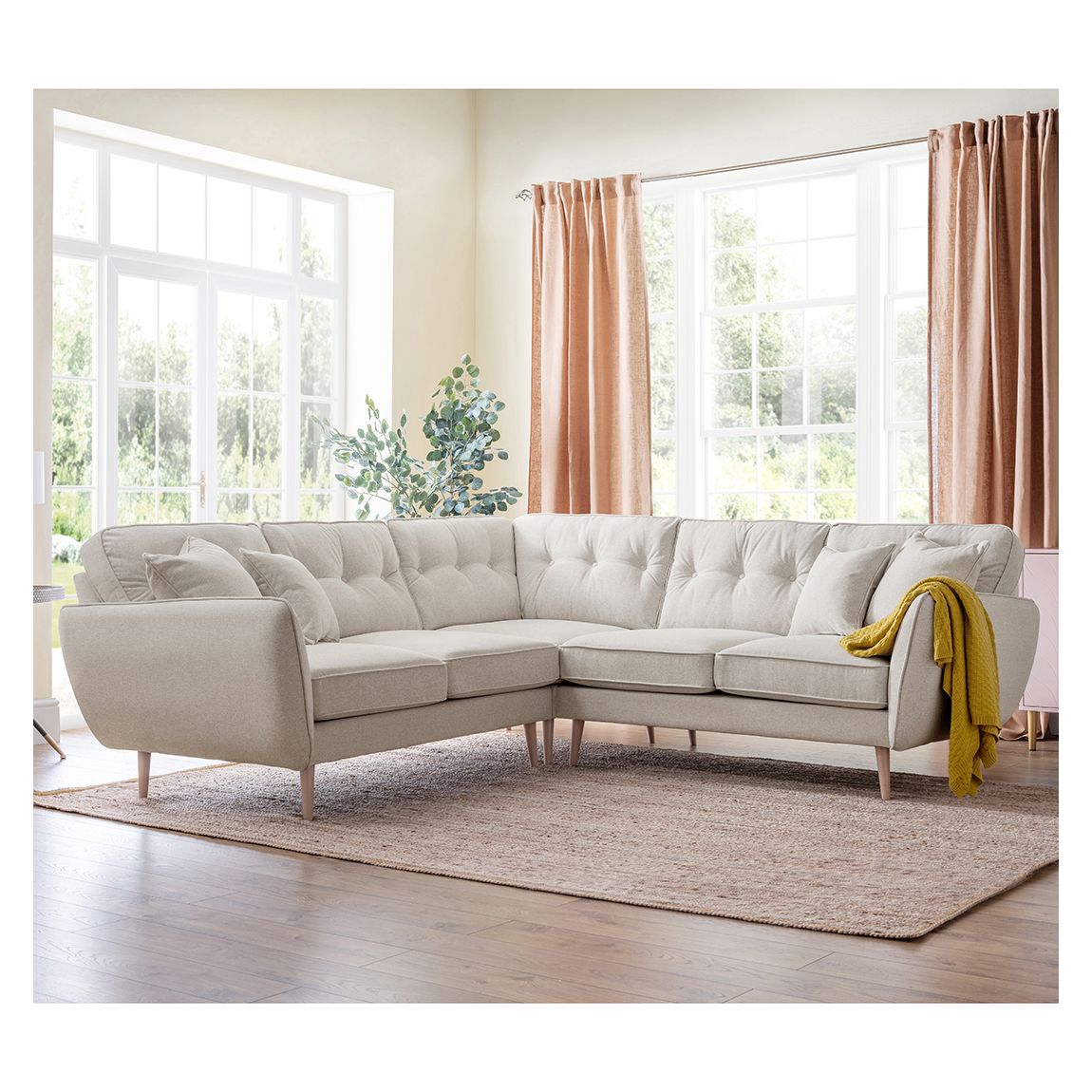 The Sckandi 2 Corner 2 Kendal Linen main product photo