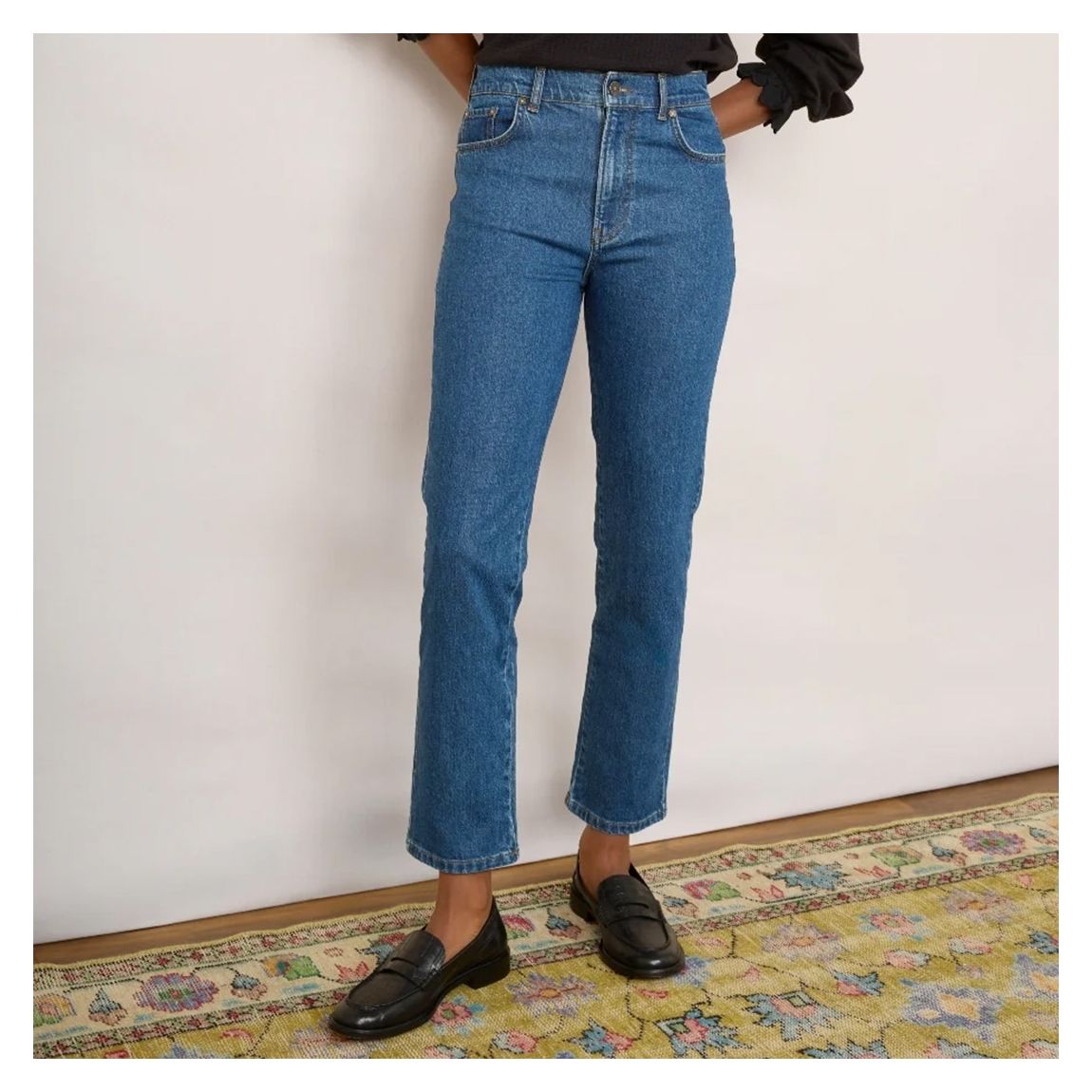 Mid Vintage Jeanne Straight Leg Jean main product photo