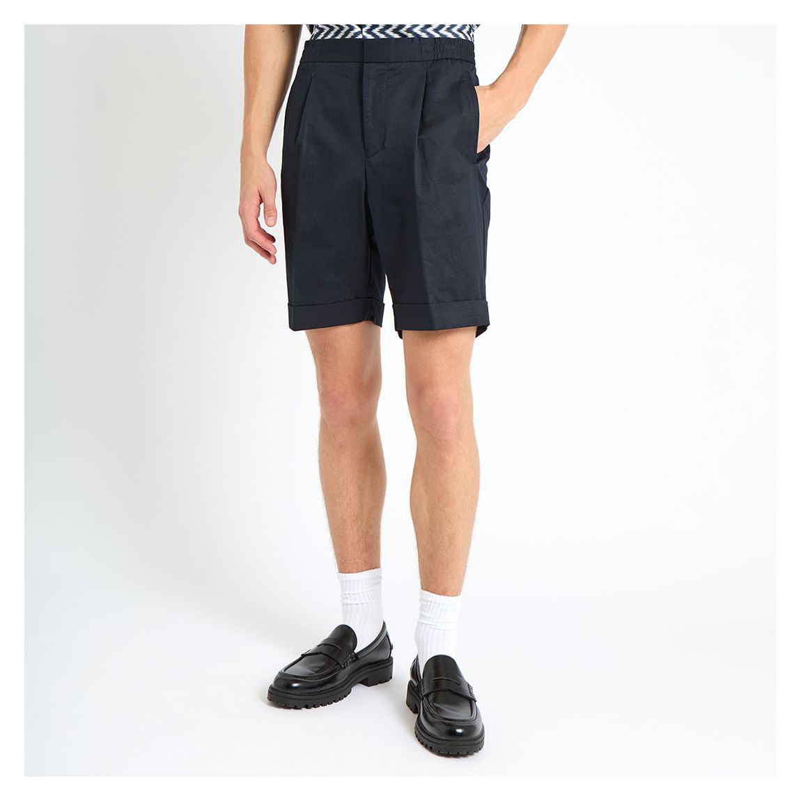 Navy Pace Linen Blend Shorts main product photo