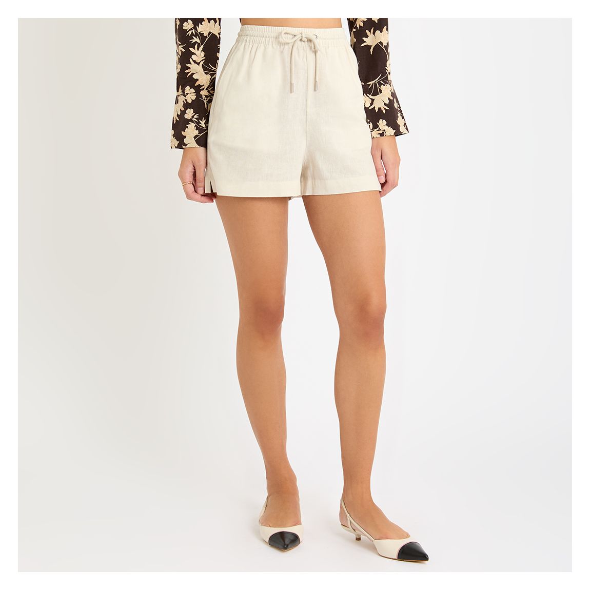 Chalk Clement Linen Blend Shorts main product photo