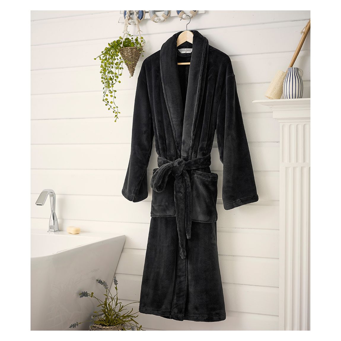De Luxe Coco Fleece Robe L/XL, Black main product photo
