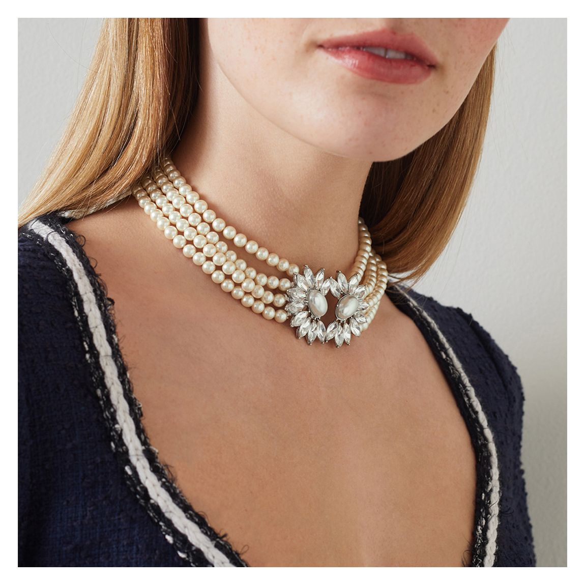 Dia Crystal And Pearl Spray Necklace main product photo