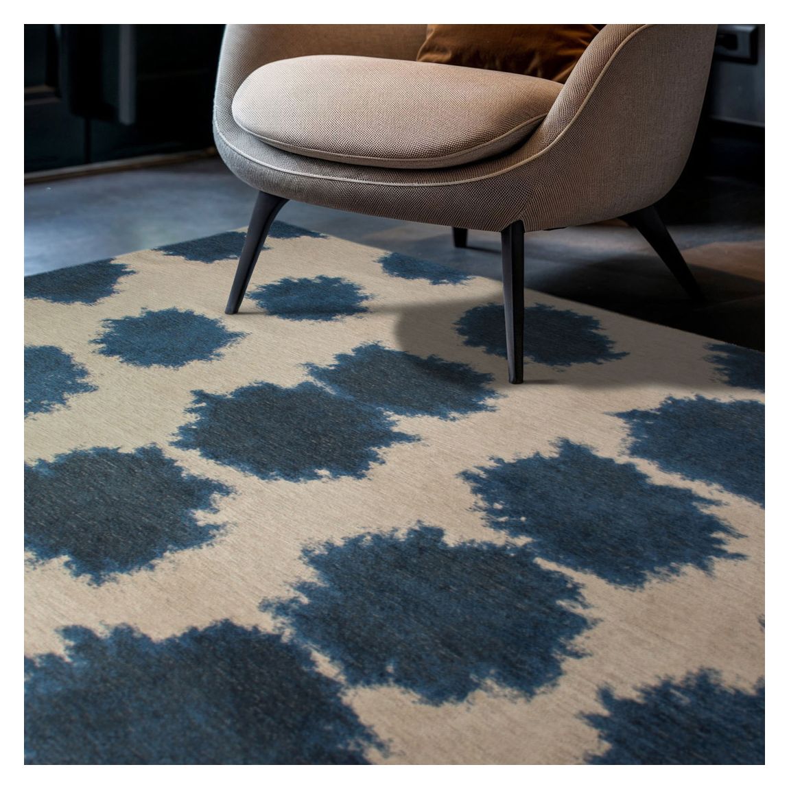 Paintball - Curacao 140x200cm Rug, Blue main product photo
