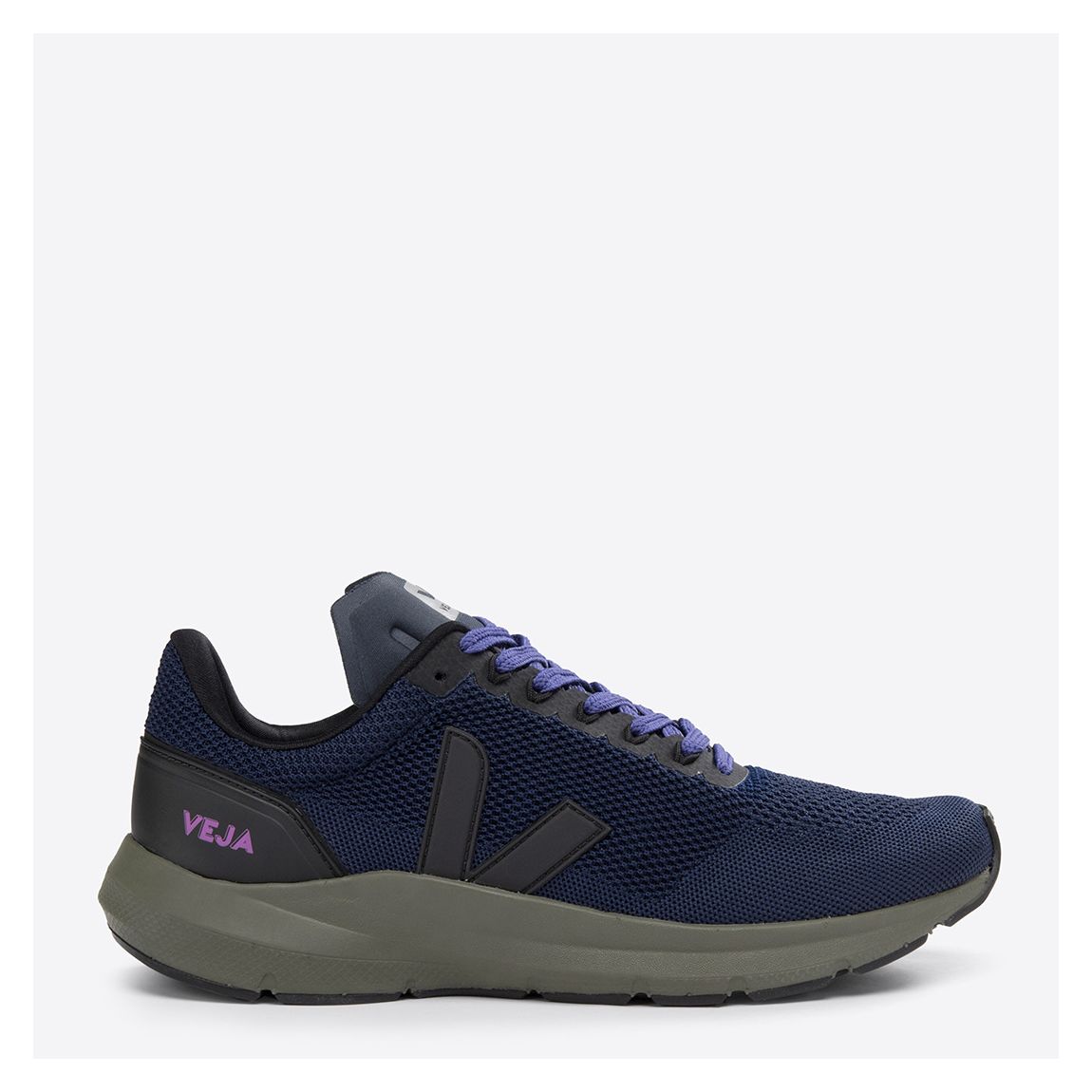 Men's Navy Marlin LT Trainer main product photo