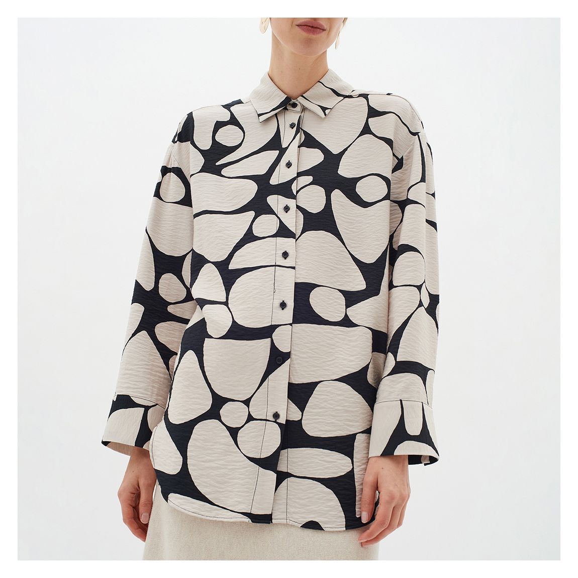 White/Black Printed Shirt main product photo