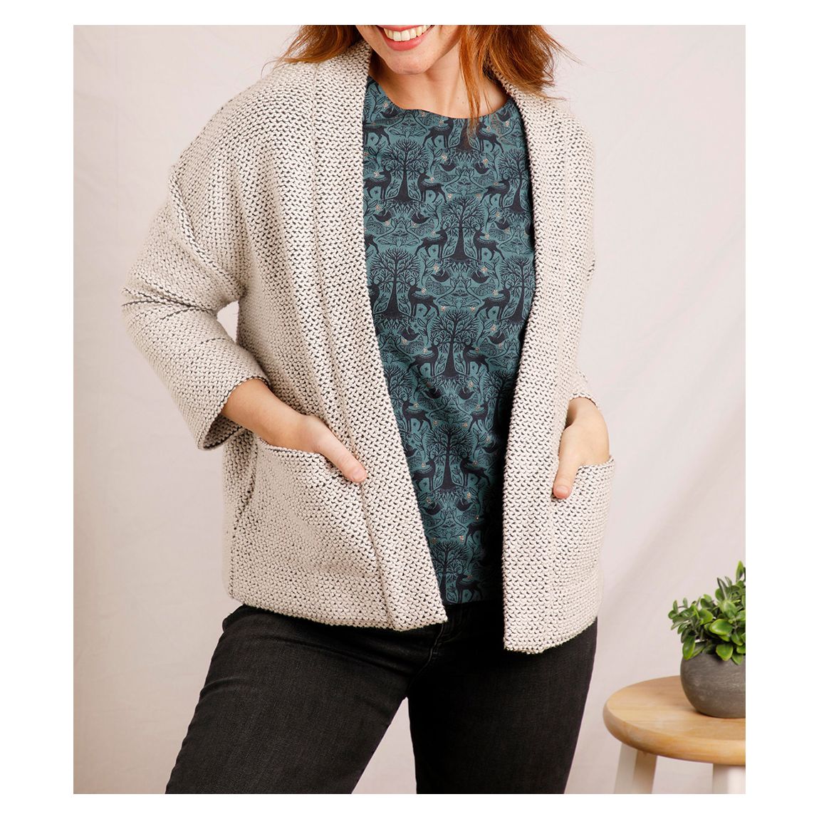 Cream Cropped Macaroni Cardigan main product photo