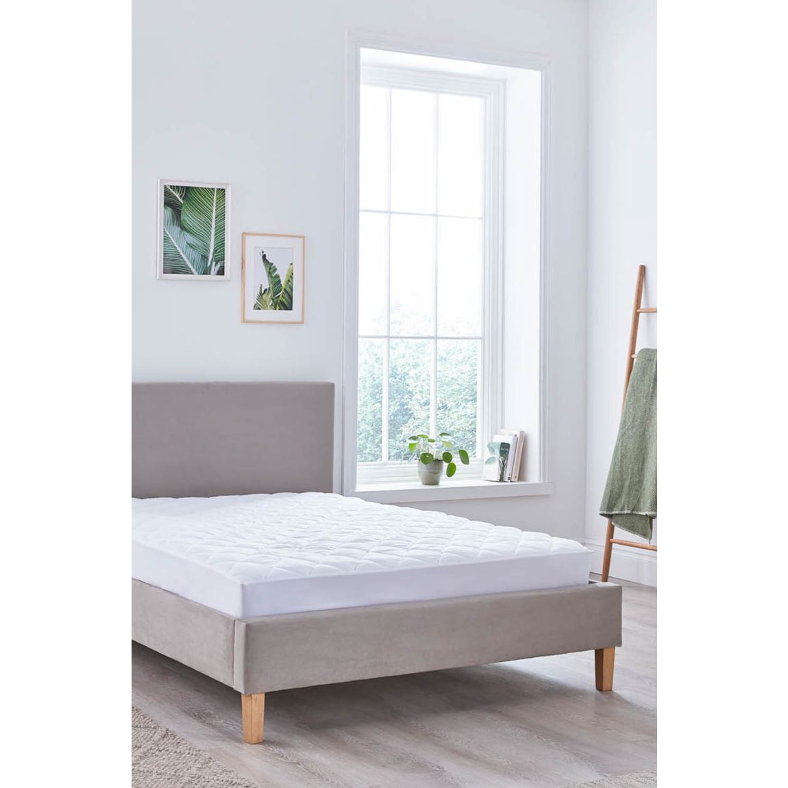 Eco Pure Recycled Microfibre White Mattress Protector Double main product photo
