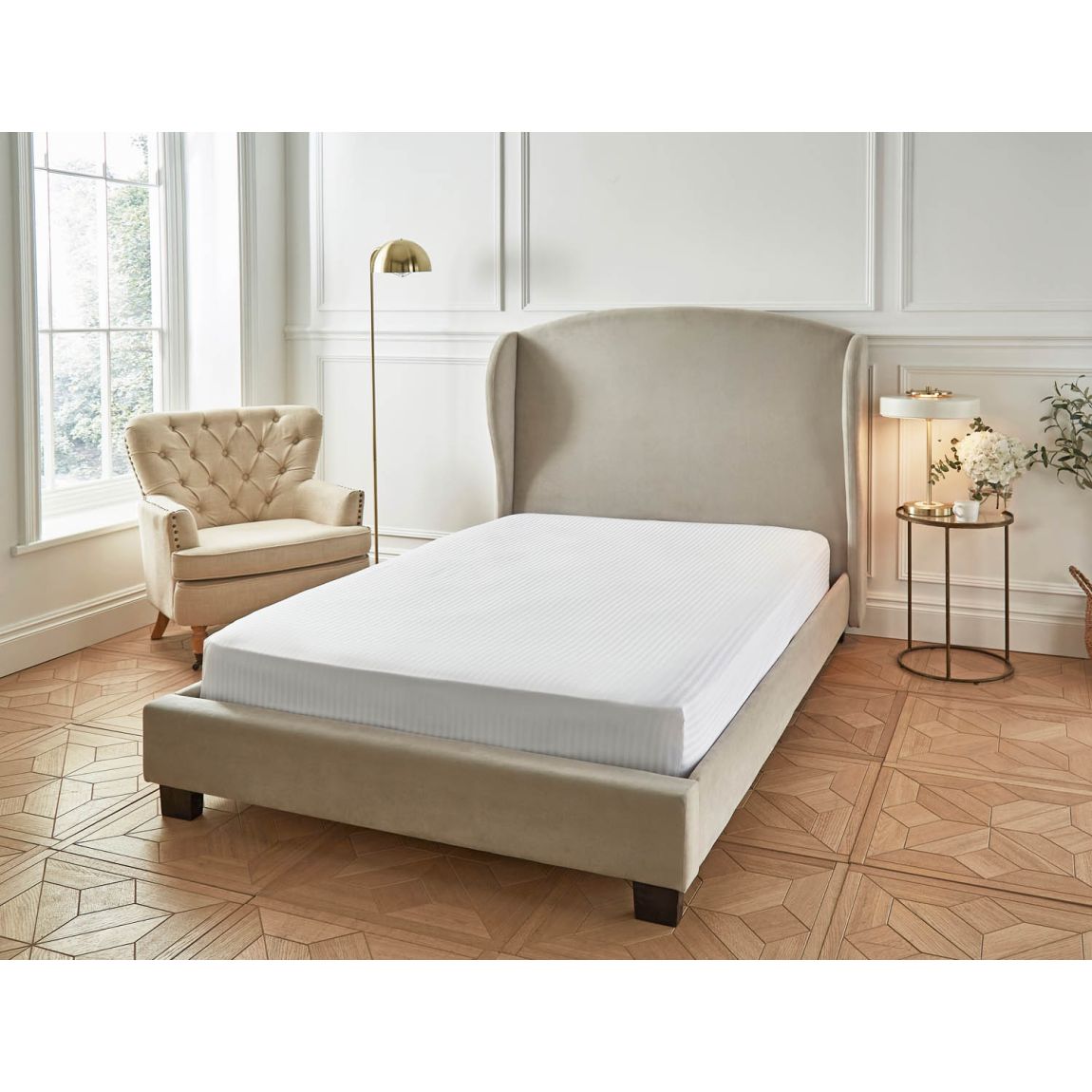 400 Thread Count Egyptian Cotton Striped Fitted Sheet main product photo