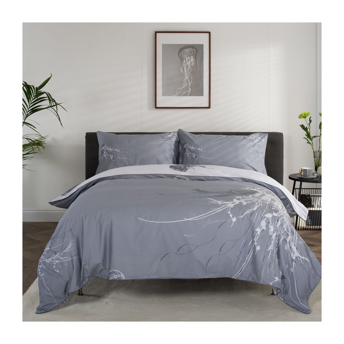 Jellyfish Printed Percale Cotton Duvet Set SuperKing main product photo