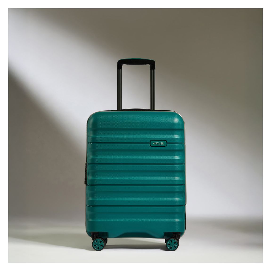 Deep Teal Green Lincoln Cabin Suitcase main product photo