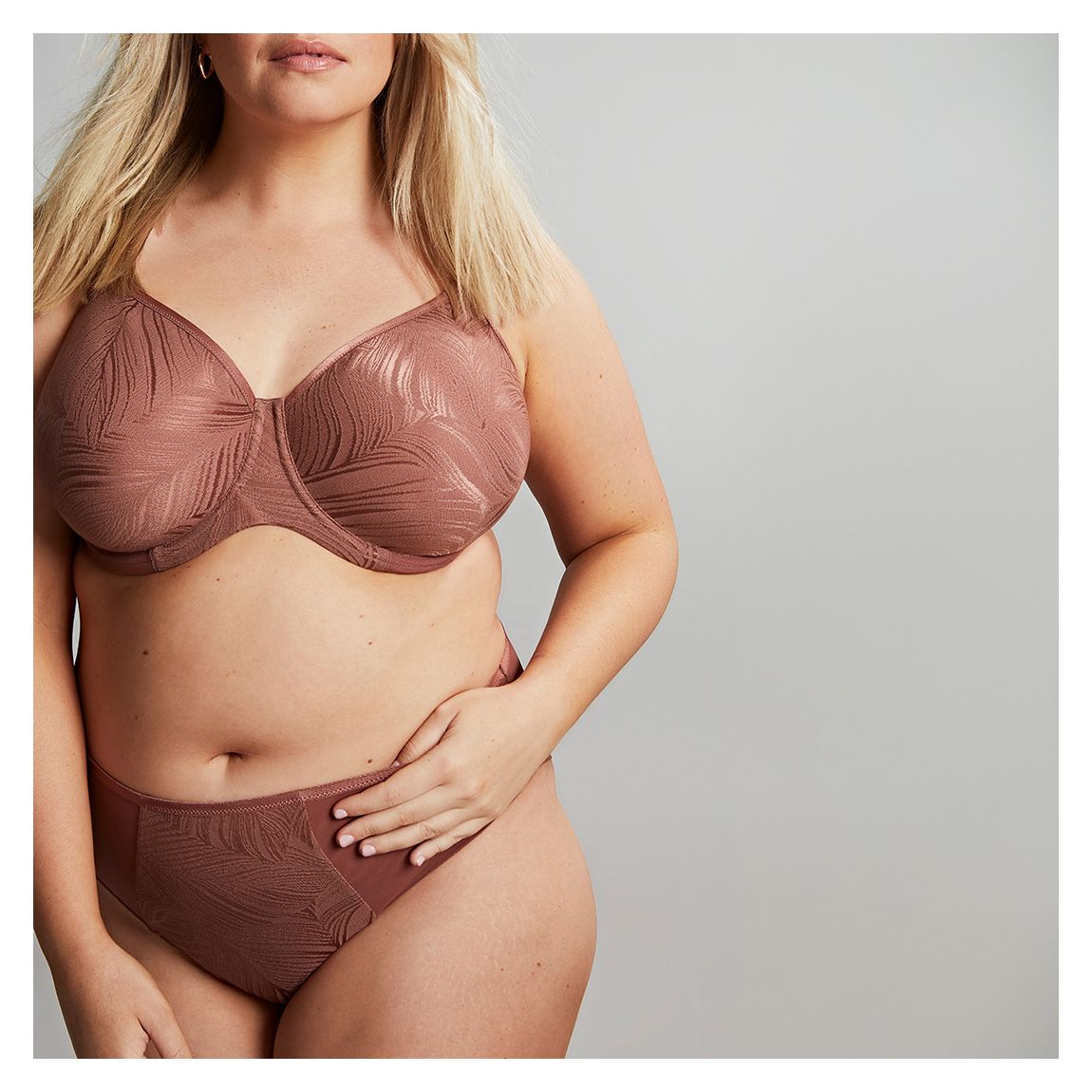 Illuminate Deep Brief-Burlwood main product photo