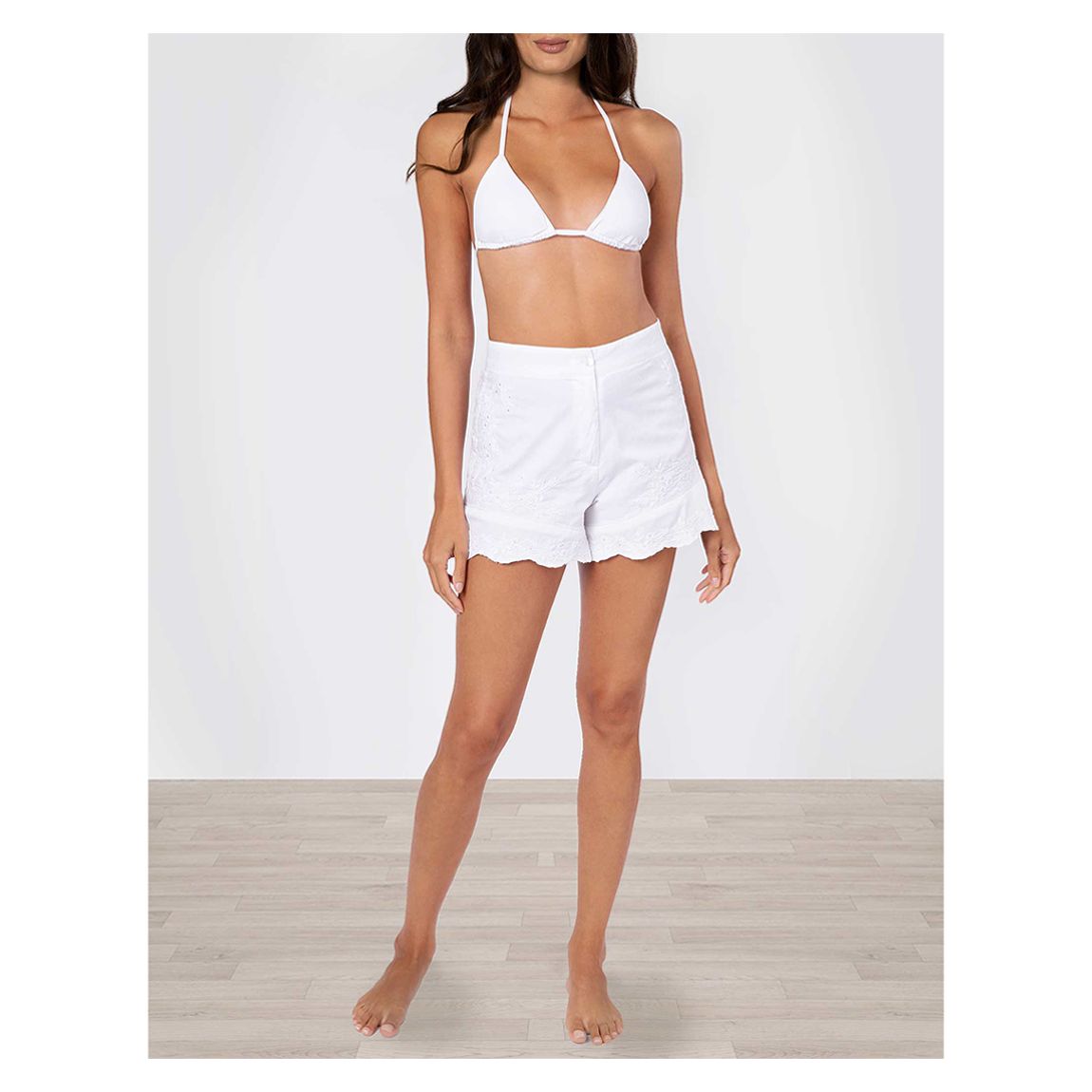 White High Waisted Shorts With Embroidery main product photo