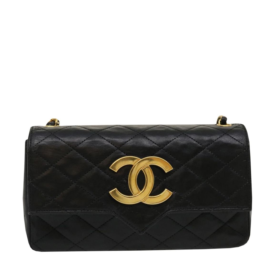 Chanel Classic Flap shoulder main product photo