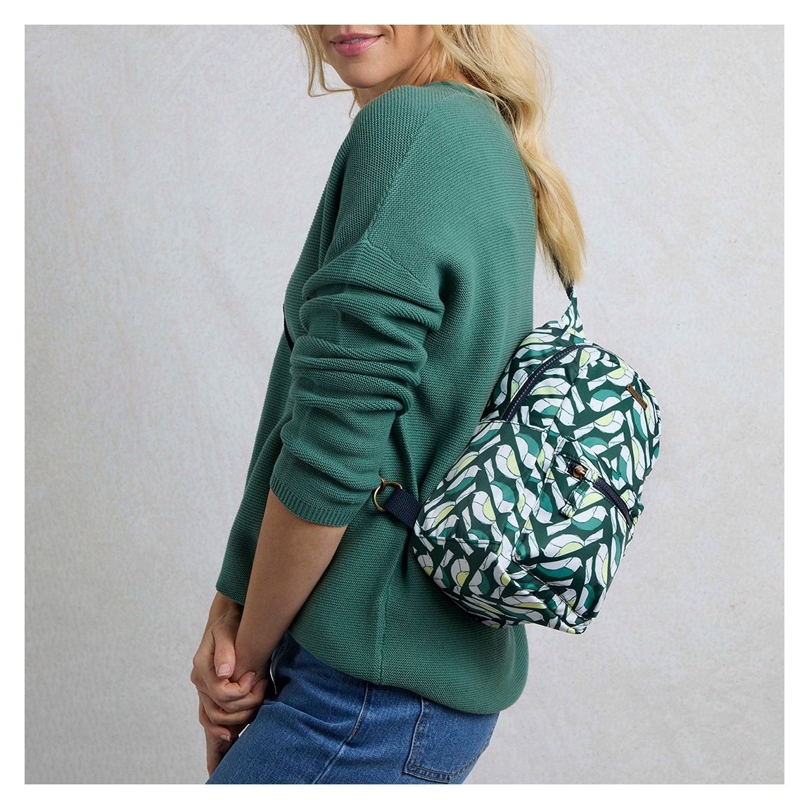 Hanni Printed Crossbody Bag main product photo