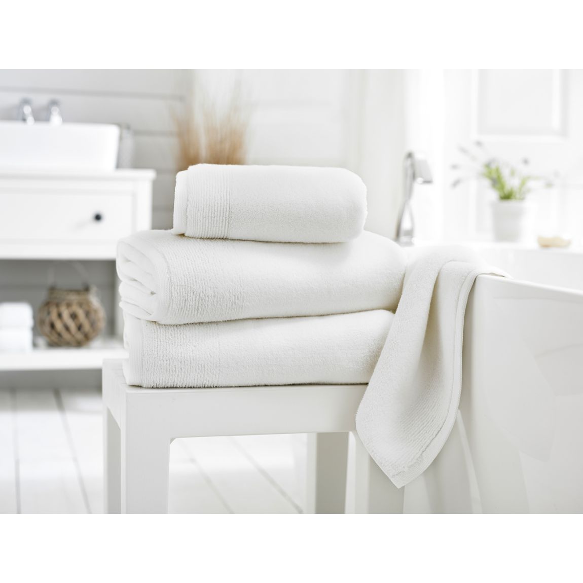 Palazzo Luxury Zerotwist Cotton 800gsm Hand Towels main product photo