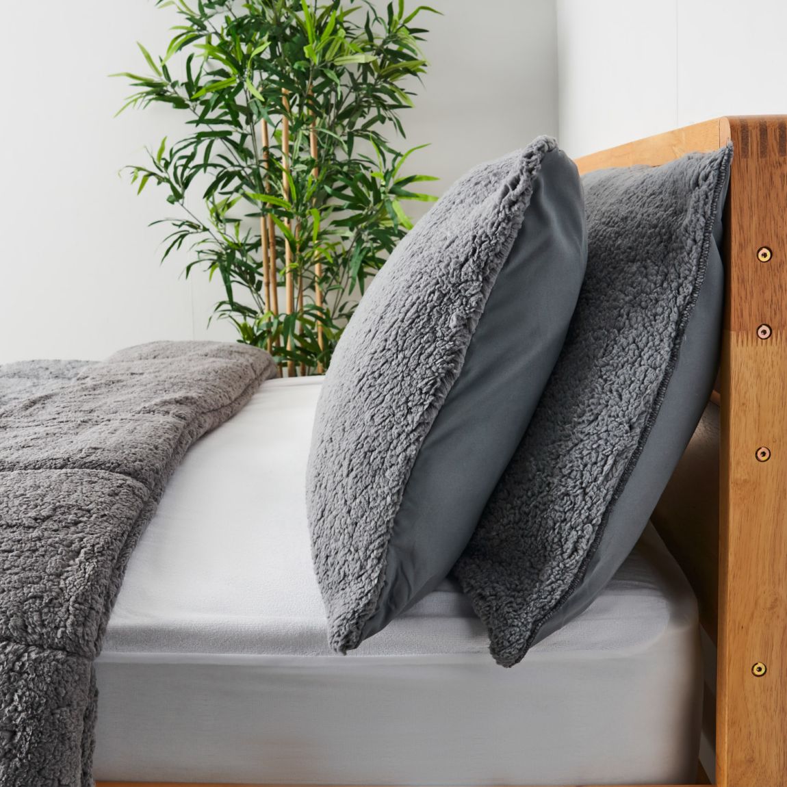Teddy Fleece Pillows main product photo