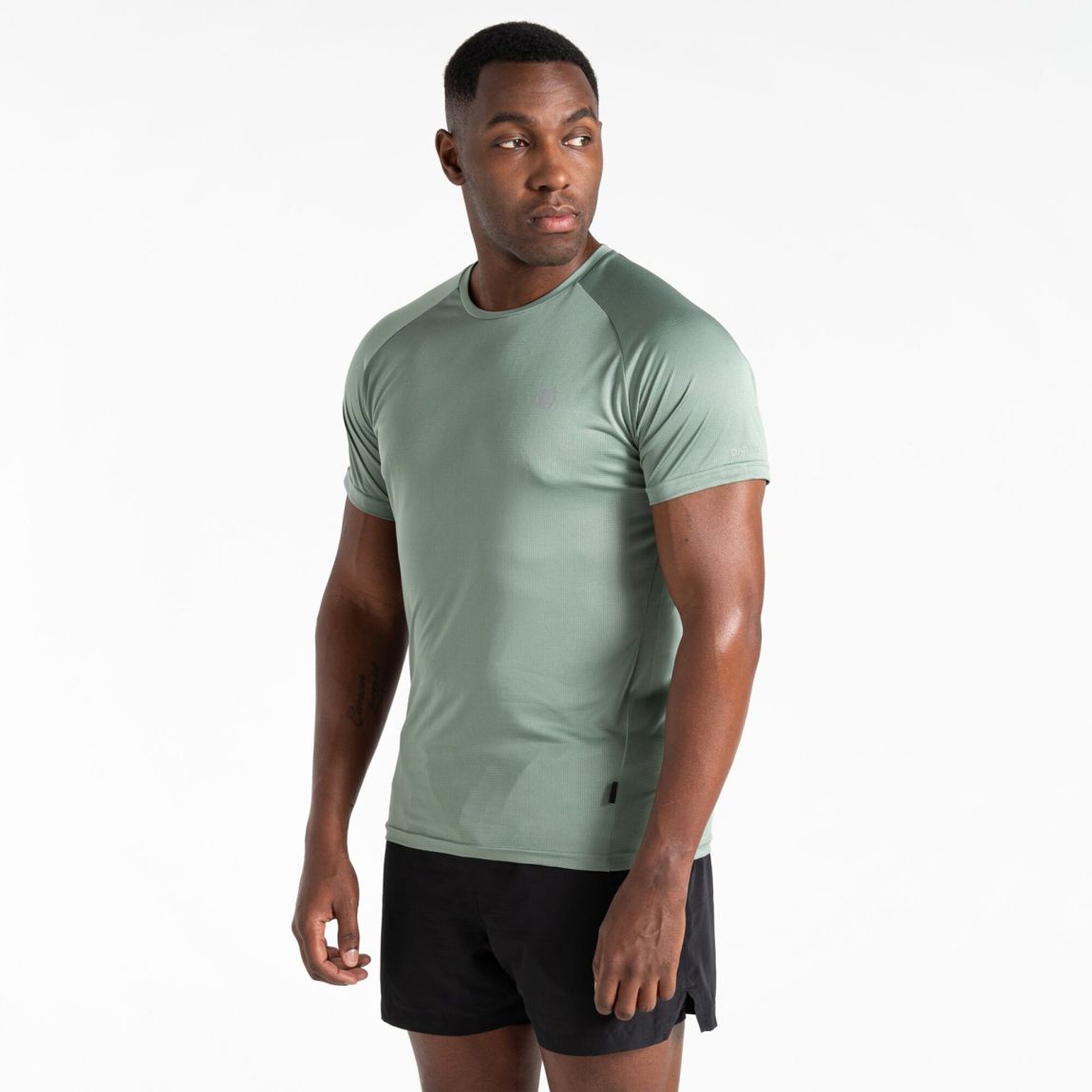 T-shirt Accelerate Vert Olive main product photo