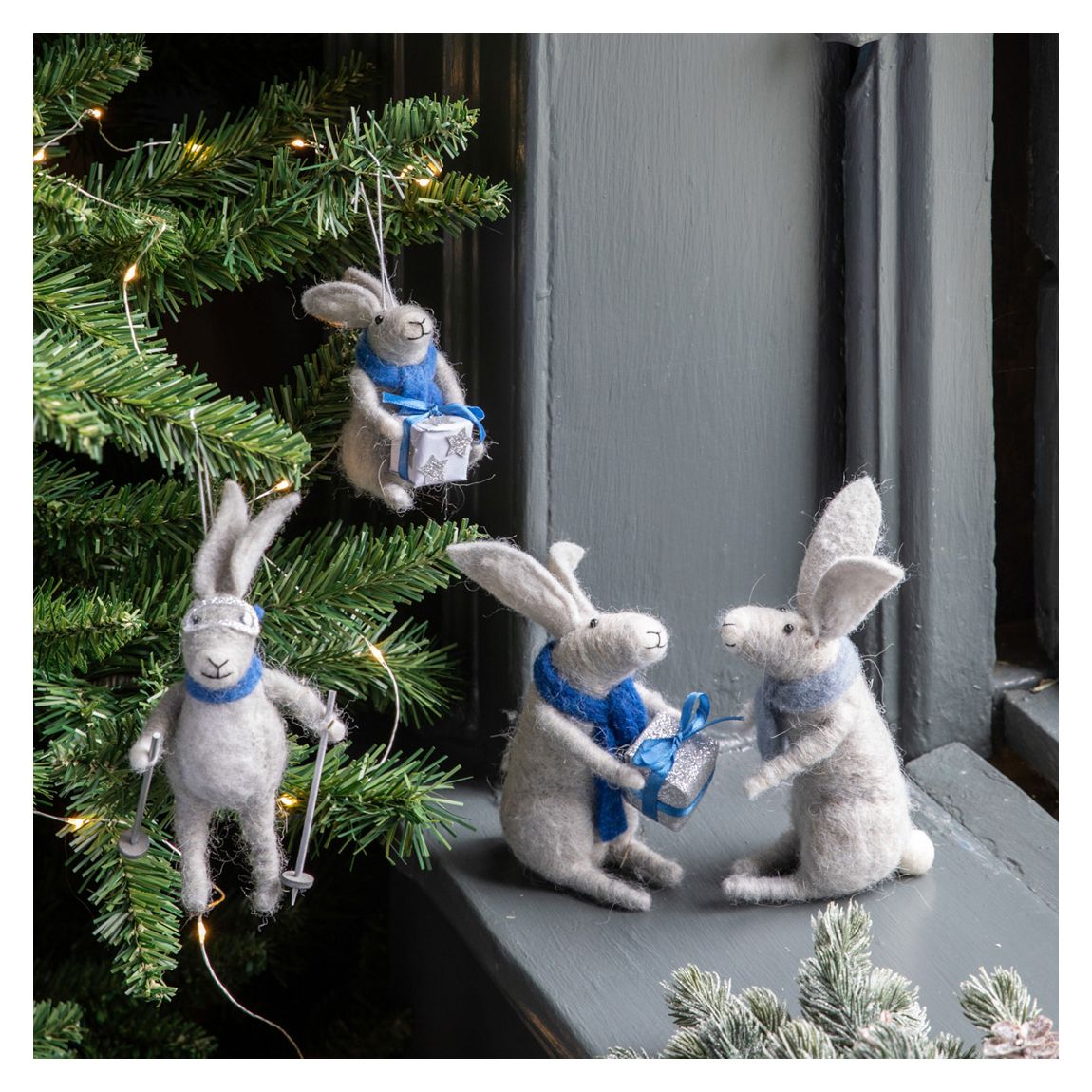 Set of 2 Skiing Hares, Grey main product photo
