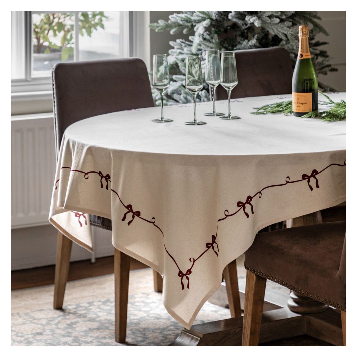 Heritage Christmas Printed Table Cloth main product photo