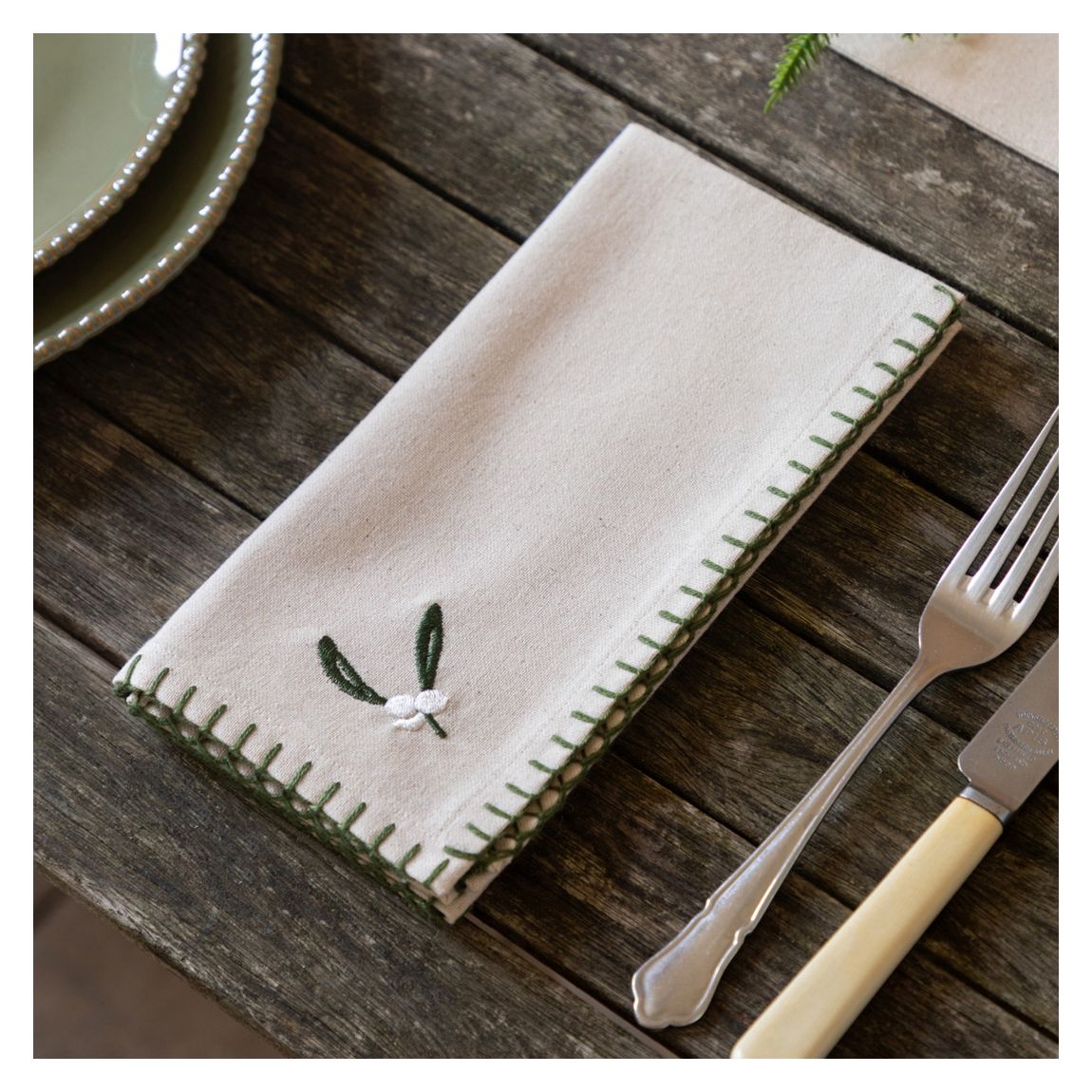 Set of 4 Woodland Christmas Napkin main product photo