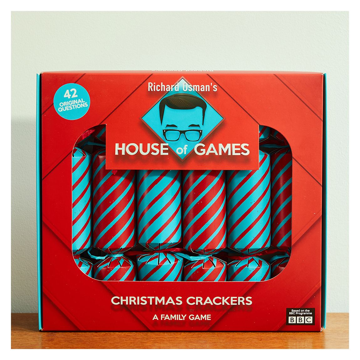 Set of 6 House of Games Christmas Crackers Game main product photo