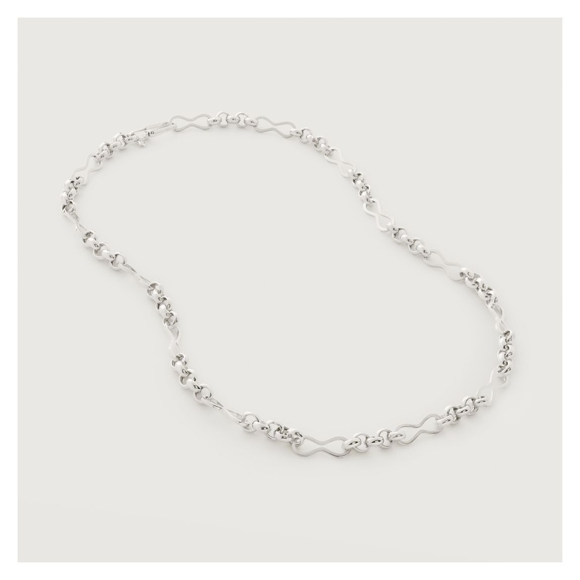 Silver Heritage Link Necklace main product photo
