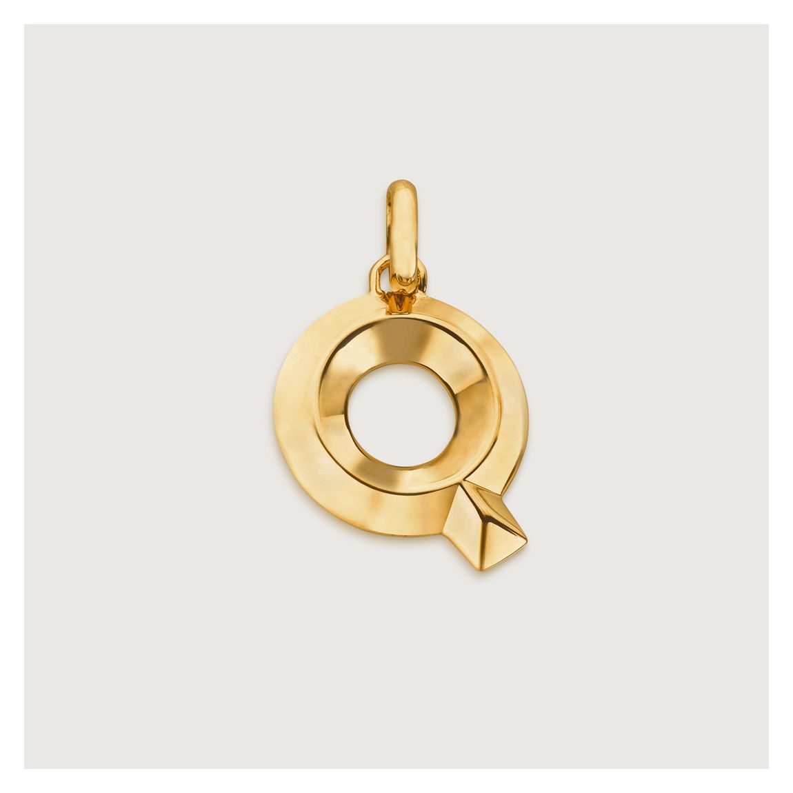 Gold Alphabet Q Pendant Charm main product photo