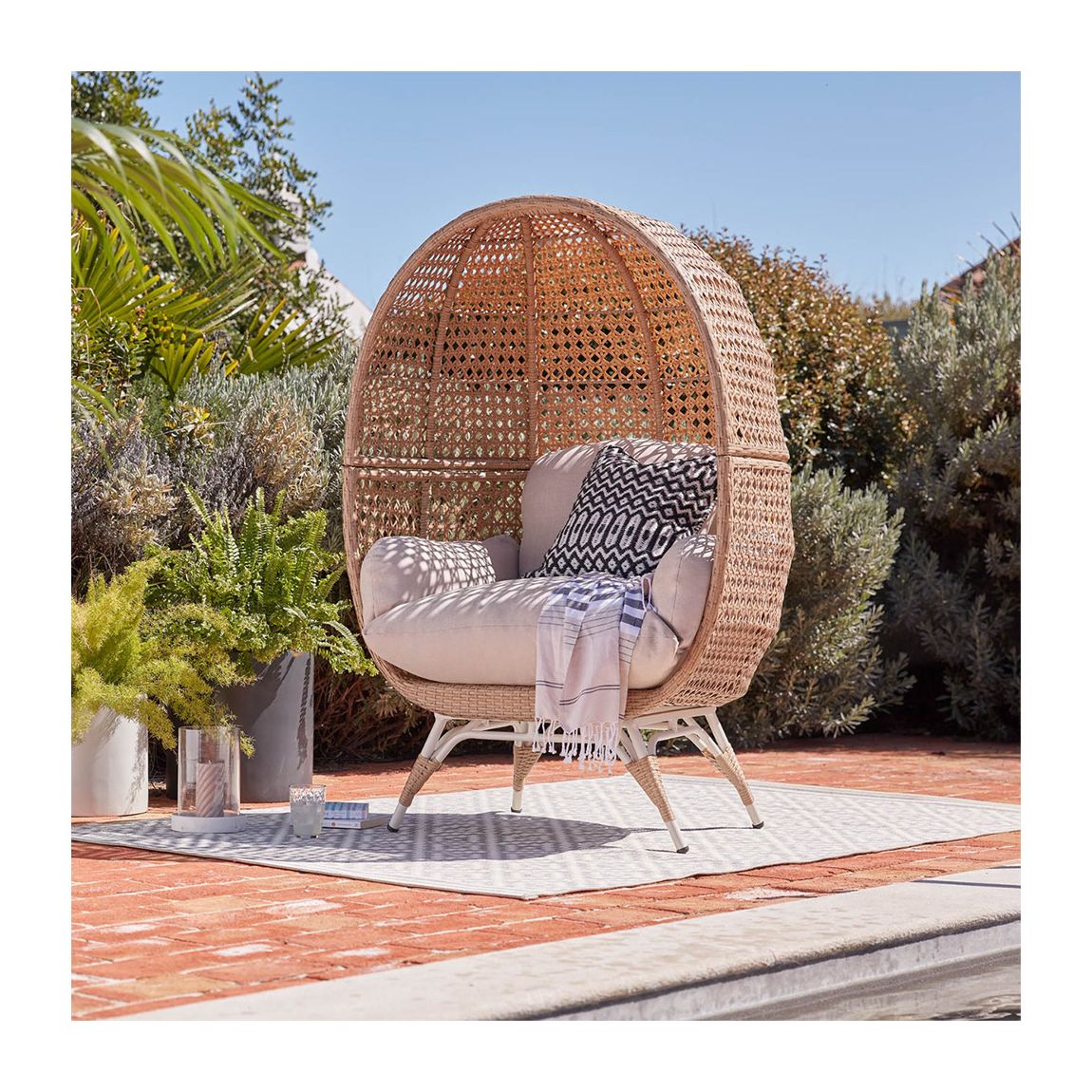 Mila Nest Egg Chair main product photo